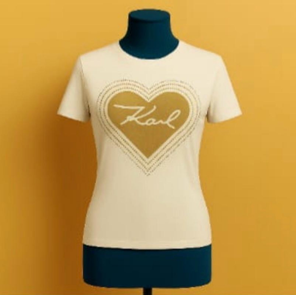 KARL LAGERFELD WHITE HEART TEE SHIRT. SIZE: XXS. SHORT SLEEVE. SPARKLE LOGO.